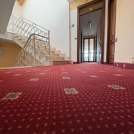 Garni Hotel Tignale Luaran gambar