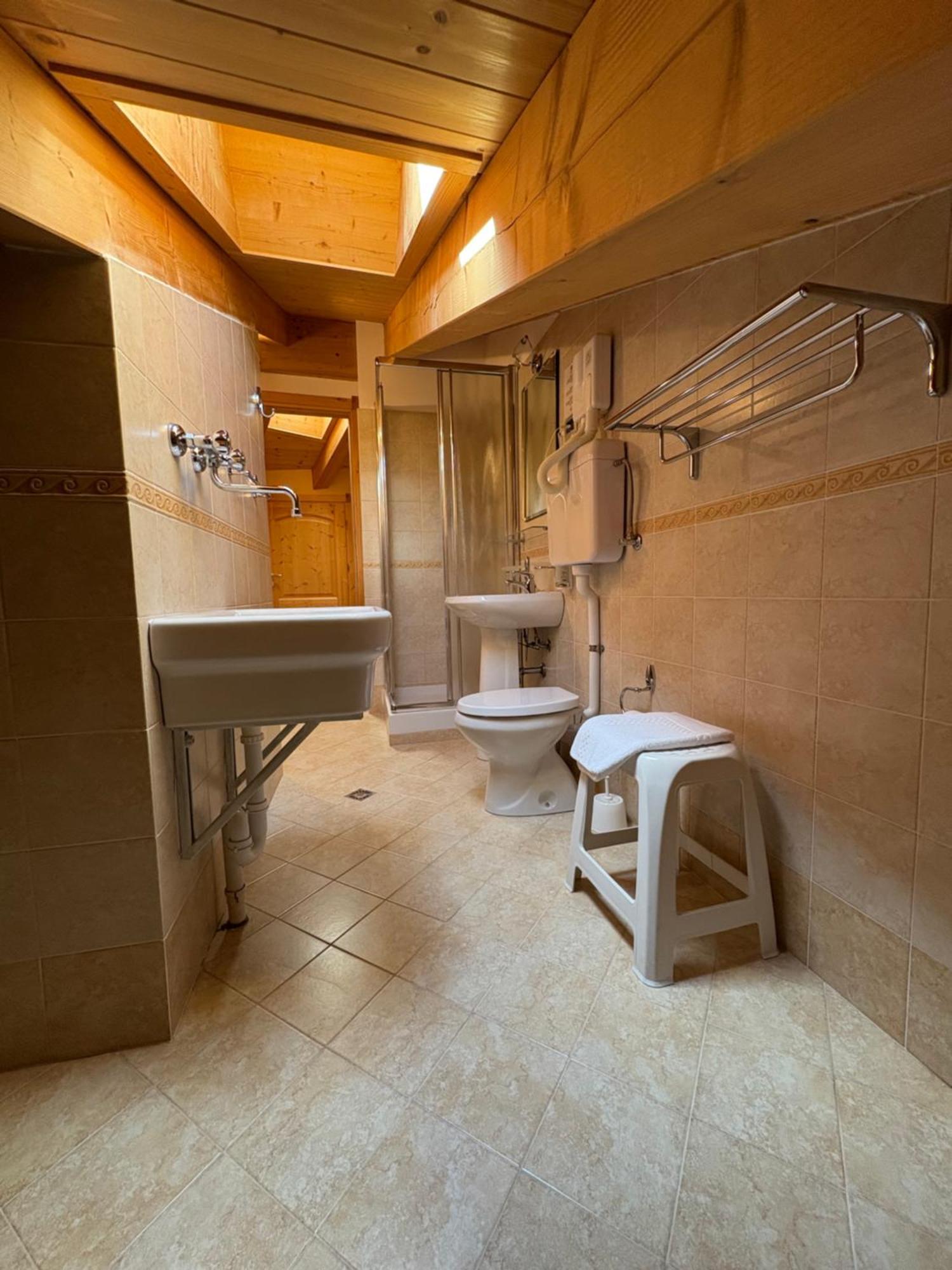 Garni Hotel Tignale Luaran gambar