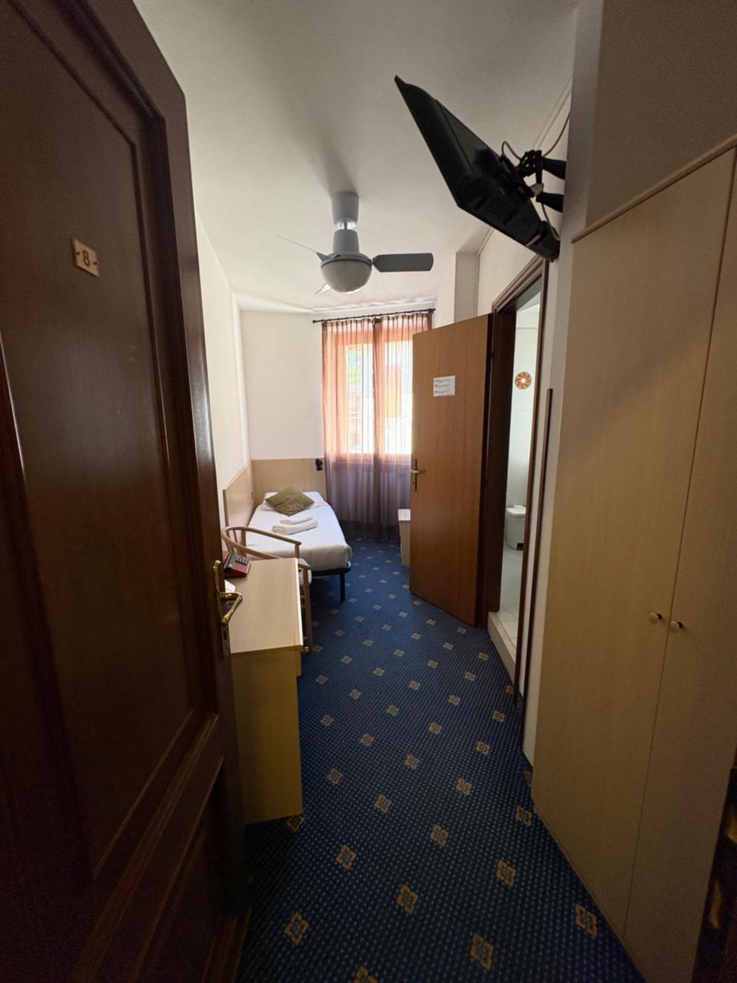 Garni Hotel Tignale Luaran gambar